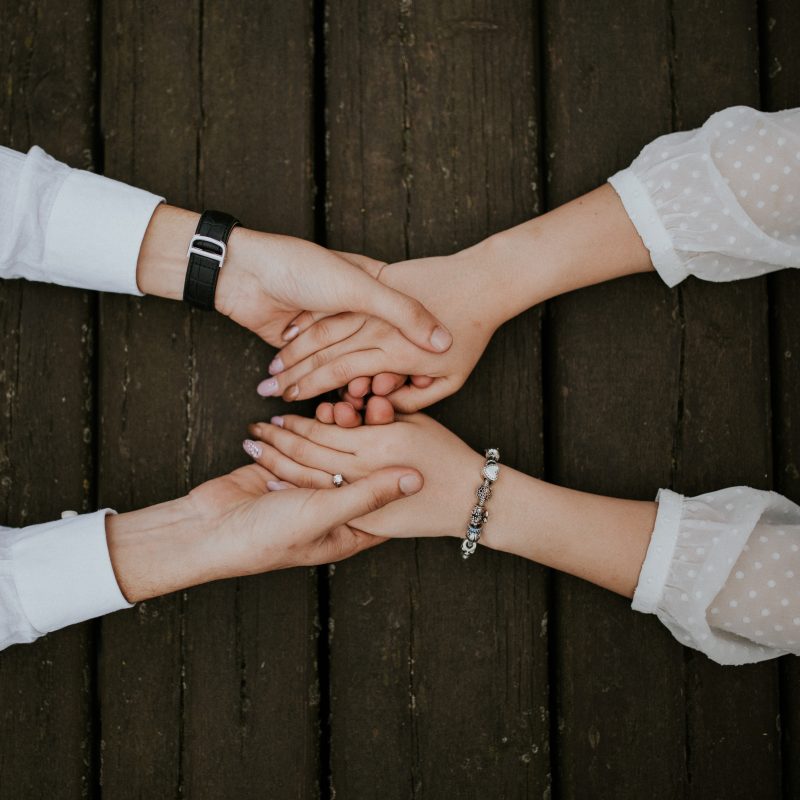Thương hiệu cảm xúc – Công cụ tuyệt vời để chiếm lấy trái tim khách hàng của bạn